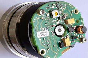 选择多圈绝对式编码器的重要性。 - 德国Hengstler(亨士乐)授权代理