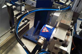 磁编码器在折弯机精确定位中的应用 - 成人动漫综合网_日韩精品人妻系列无码专区_驯服已婚人妻HD中文字幕_精品香蕉久久久午夜福利_欧美日韩成人高清色视频_少妇精品久久久一区二区三区......