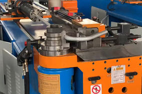 旋转编码器在弯管机中的应用探索。 - 德国Hengstler(亨士乐)授权代理