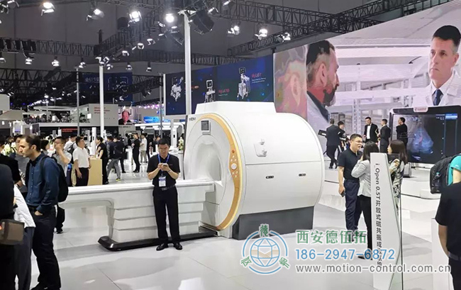 为什么某些磁性编织物能够在严重的磁场干扰下稳定可靠地工作？