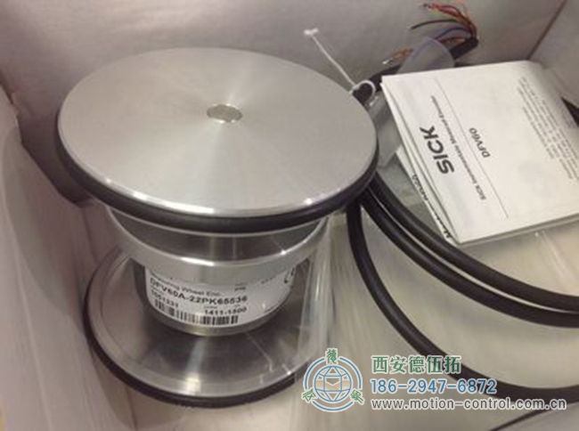 图为德国SICK西克的一款测量轮编码器照片