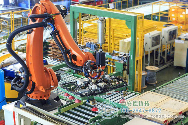 图为绝对值编码器在机械臂上的应用照片