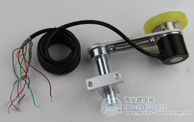 图为通过同步轮连接编码器使用的照片