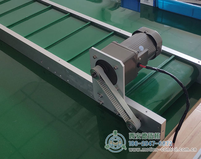 图为一款桌面小型输送带照片